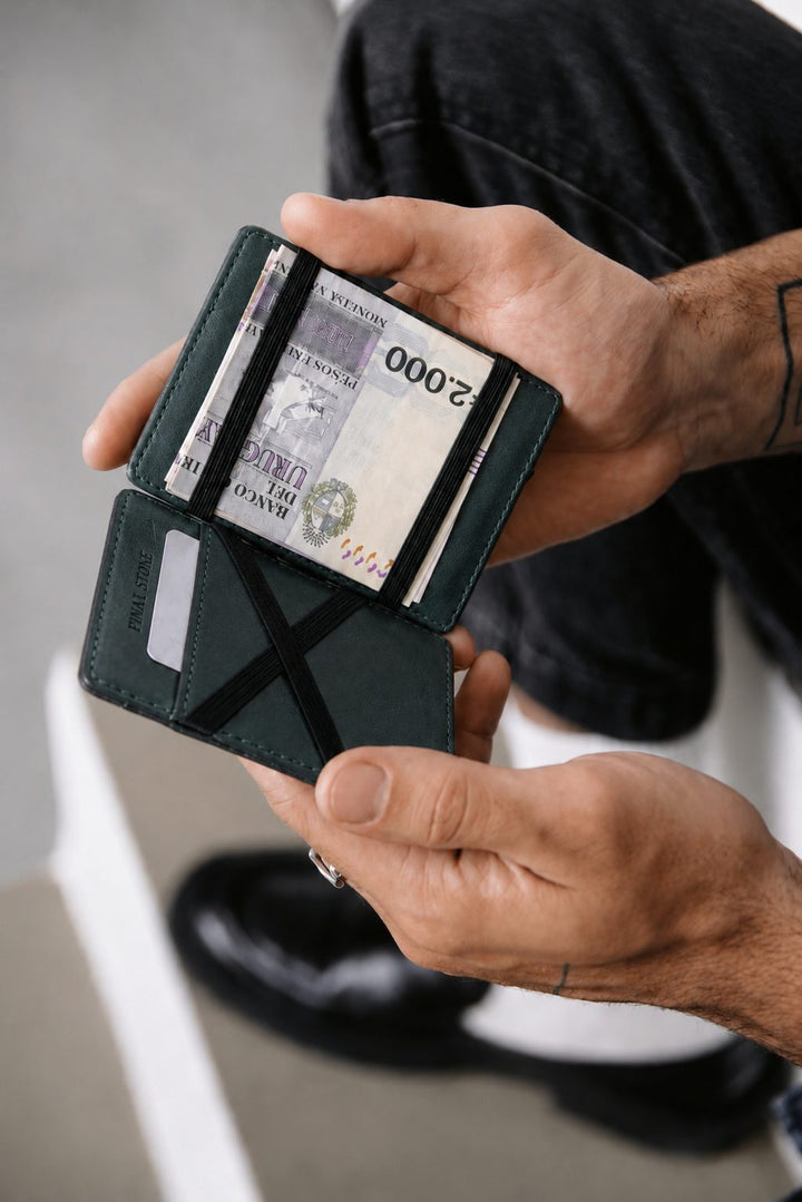 Slim Pop-Up RFID Wallet | Magic Wallet