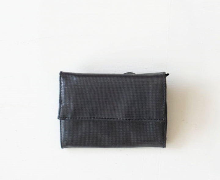 💳 Compact Crossbody Coin Wallet