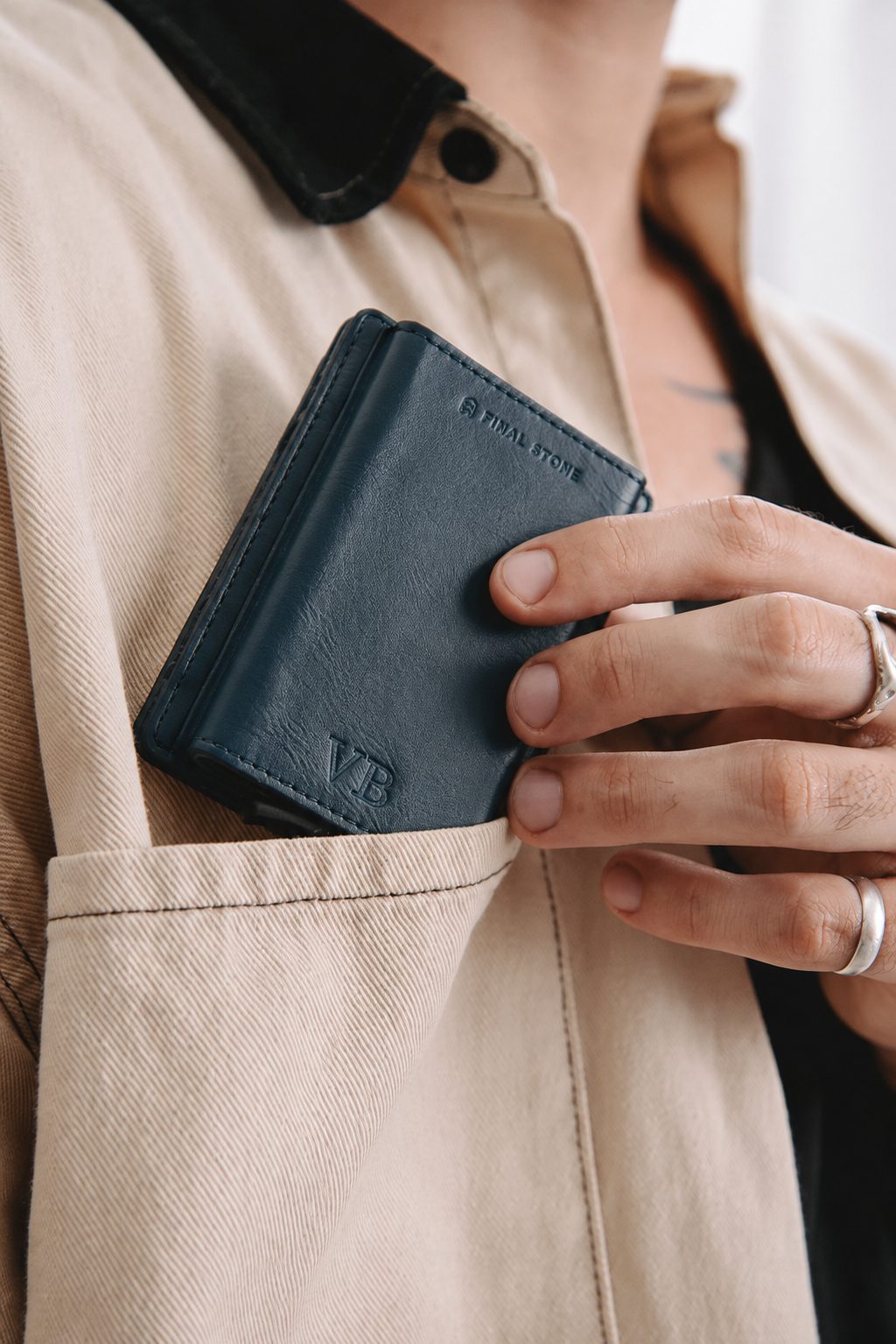 Slim Pop-Up RFID Wallet | Magic Wallet