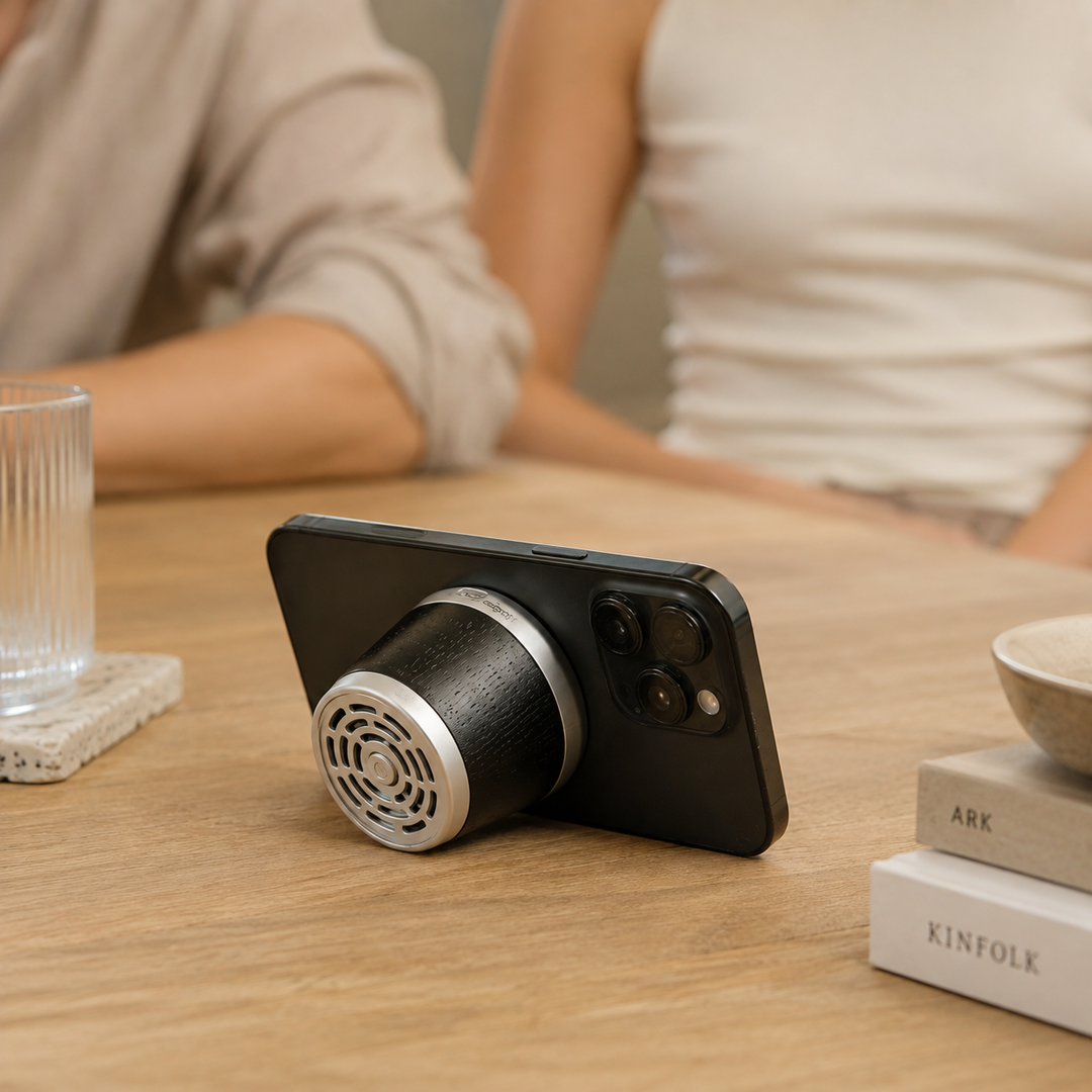 🔊Portable Wooden Bluetooth Speaker - Magnetic Mini Speaker for Home & Travel