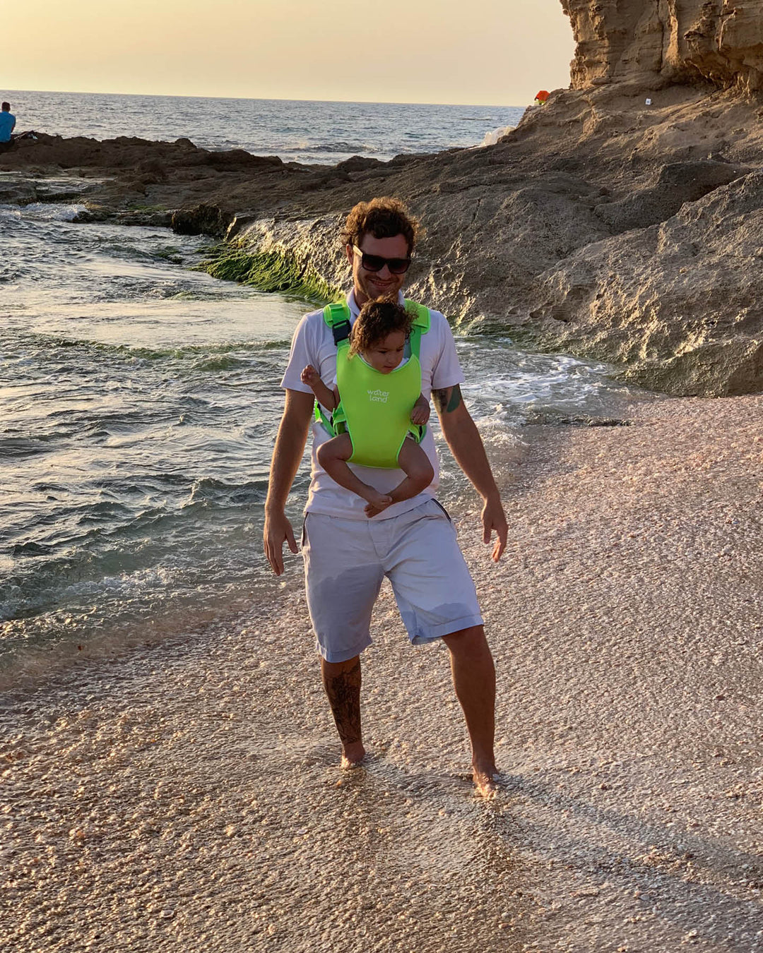 👶Water Baby Carrier for Pool & Beach Days🌊