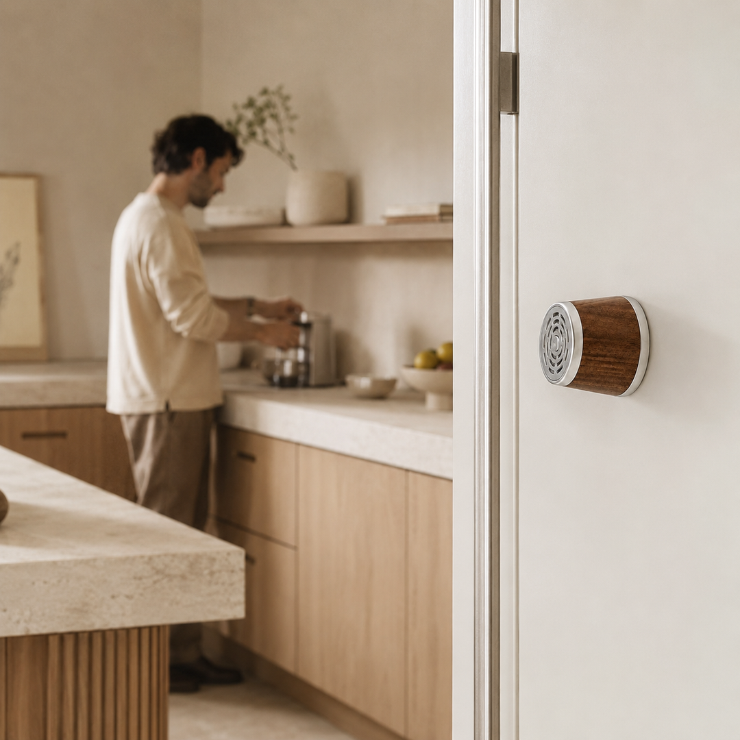 🔊Portable Wooden Bluetooth Speaker - Magnetic Mini Speaker for Home & Travel